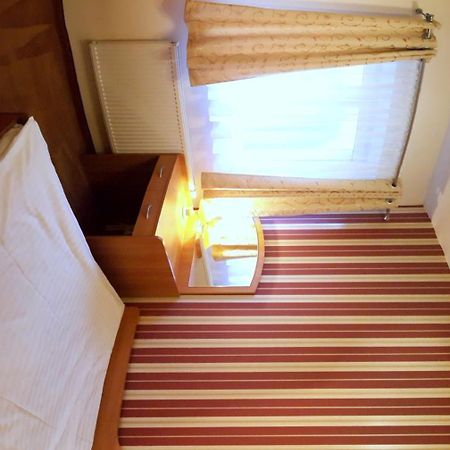 Hotel Marco Płońsk Esterno foto