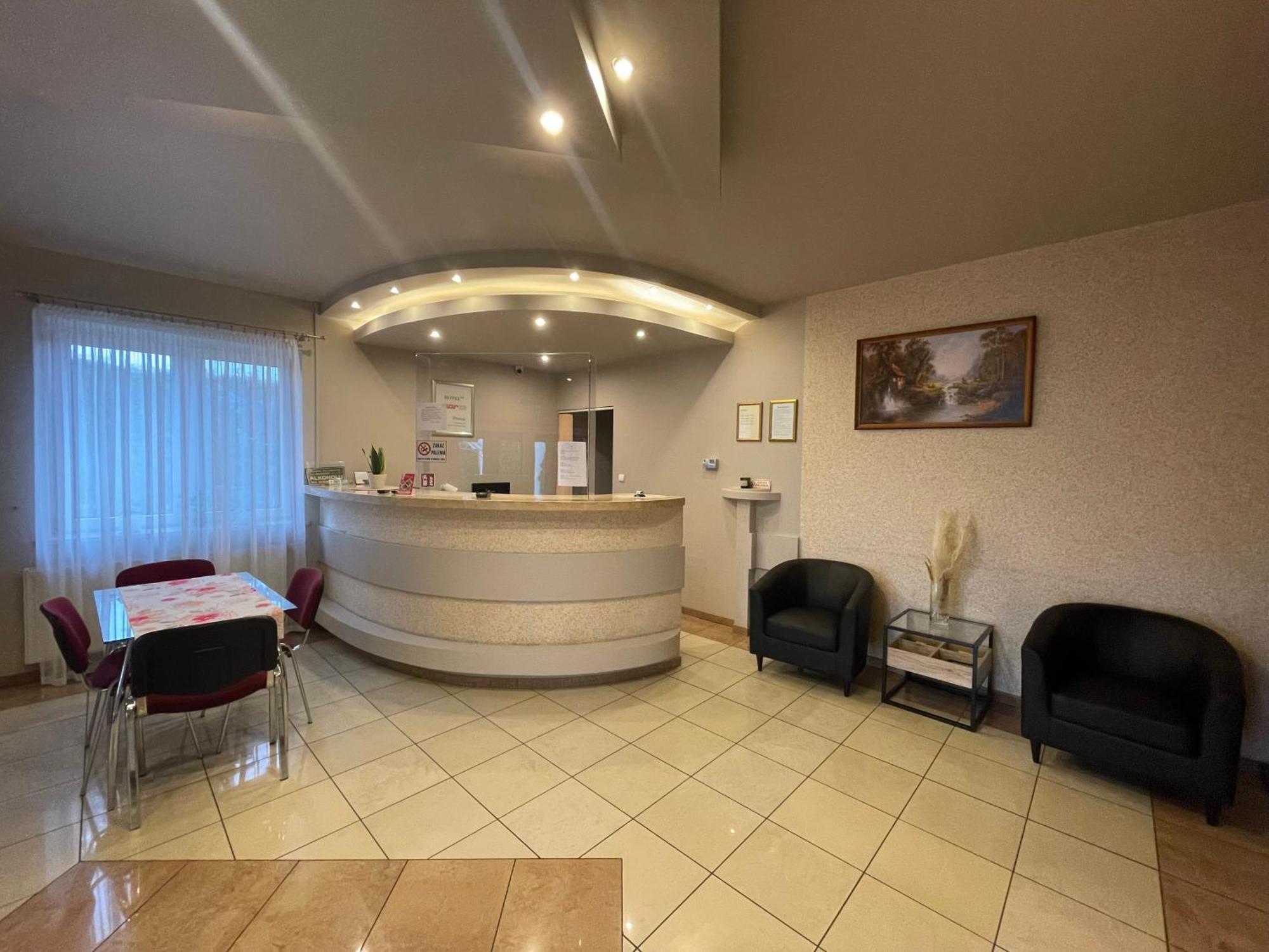 Hotel Marco Płońsk Esterno foto