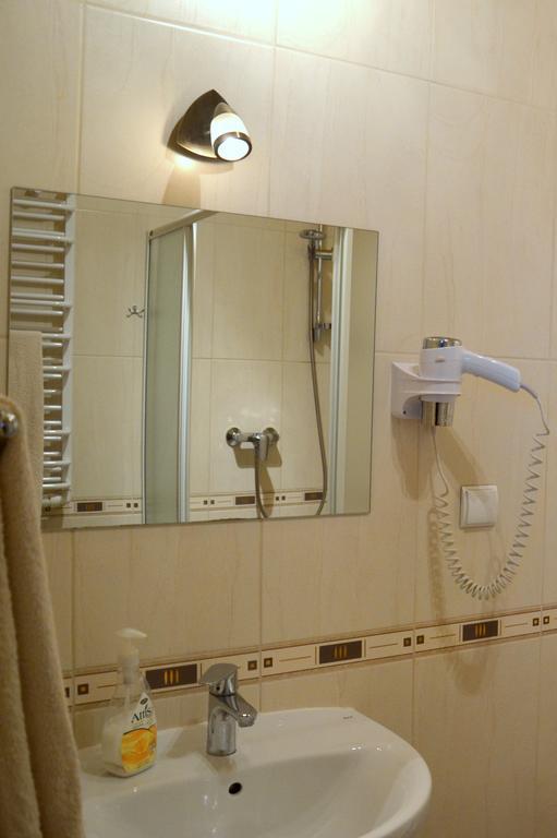 Hotel Marco Płońsk Esterno foto